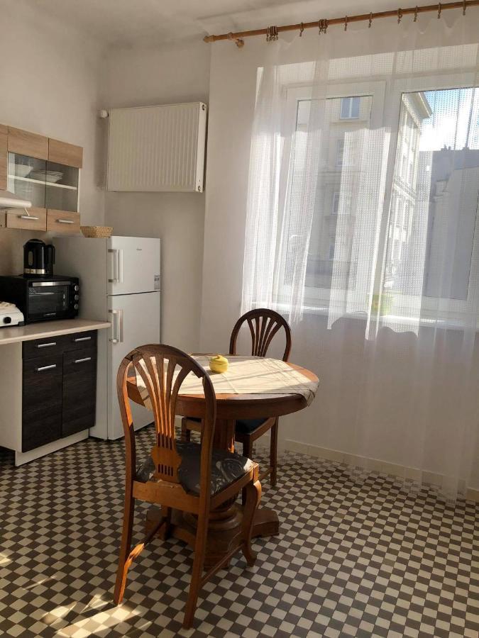 Flat Near Plac Zbawiciela, In Heart Of Warsaw Appartamento Esterno foto